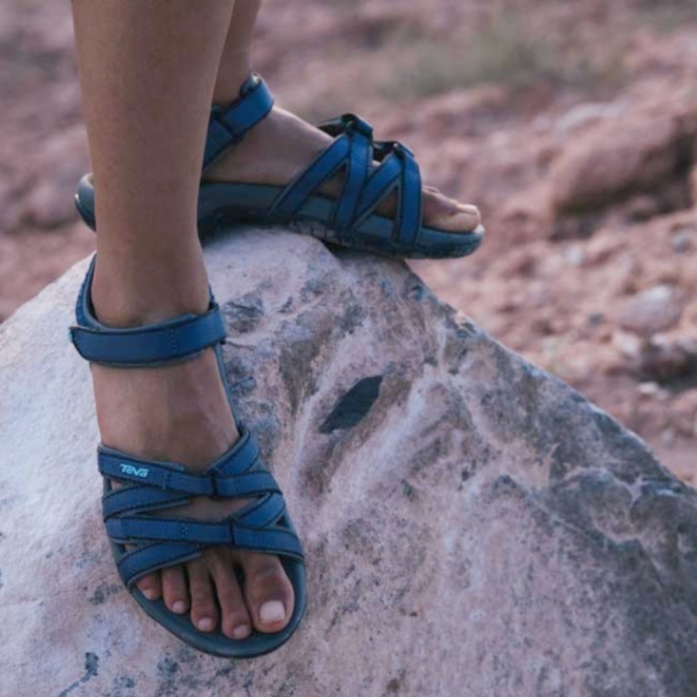 Teva - Sporty Tirra Sandal 4266-BNS | Size 6.5 | Bering Sea Indigo Purple Blue